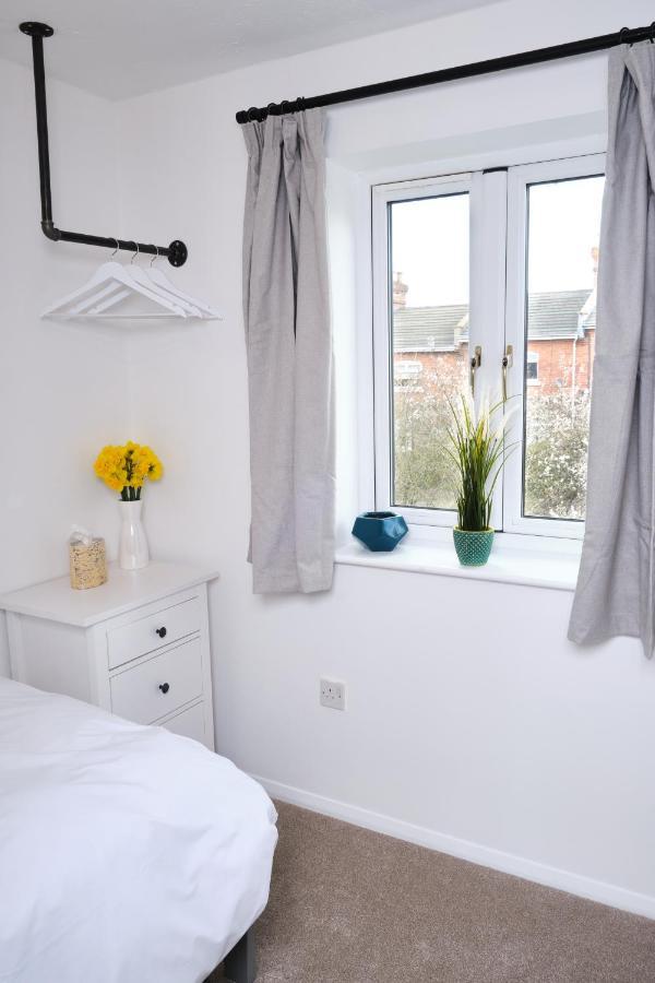 Parkway House - Modern With Great Transport Links Apartment Bristol Exterior photo
